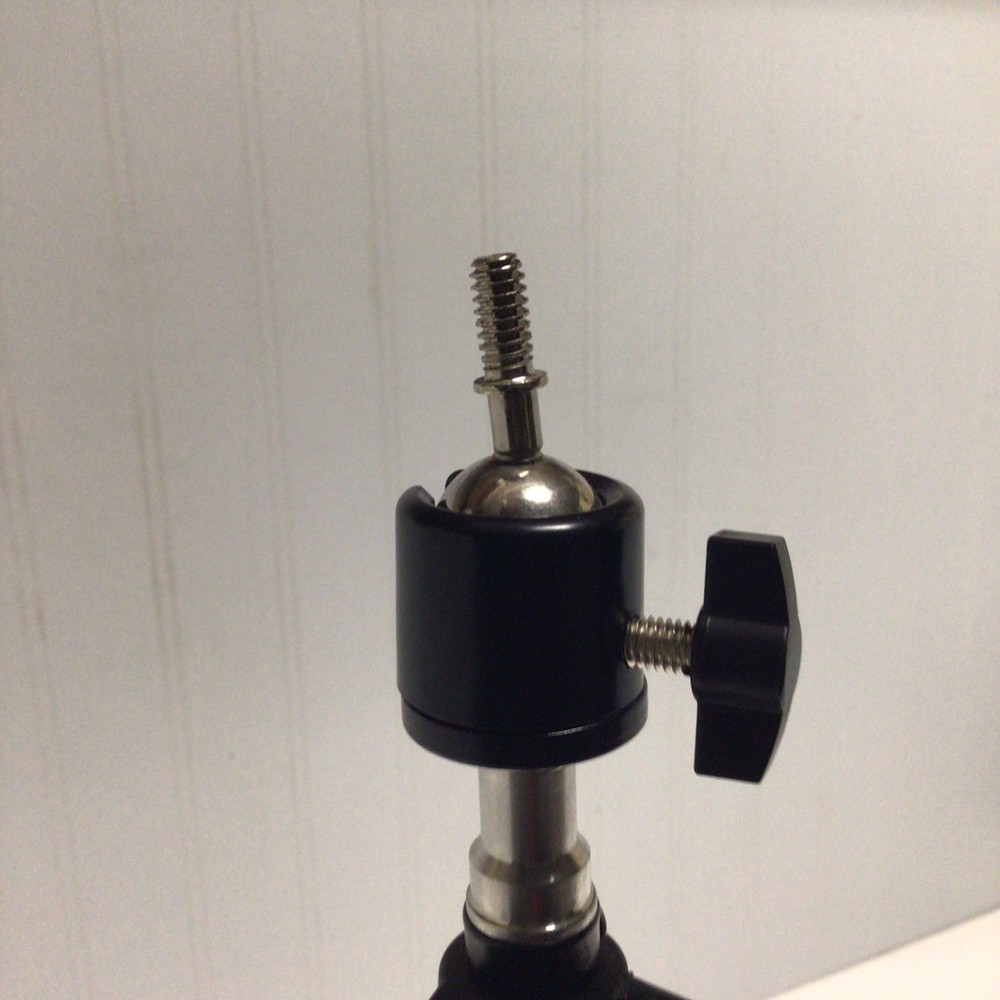 Sunpak Telescoping stand for camera or phone or flash strobe light whatever.