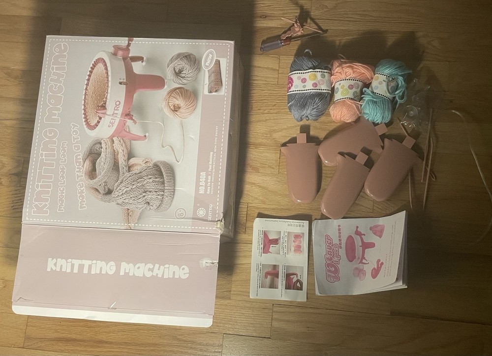 Sentro Knitting Machine 48-Needle Round Loom New With Box