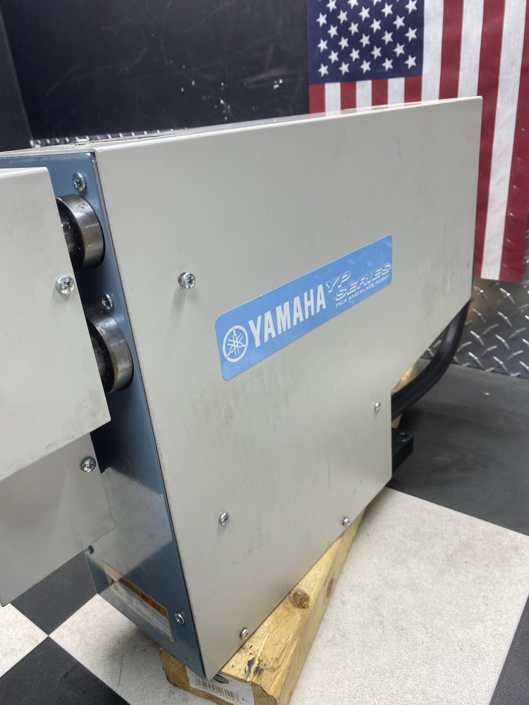 Yamaha YP320X pick and place robot