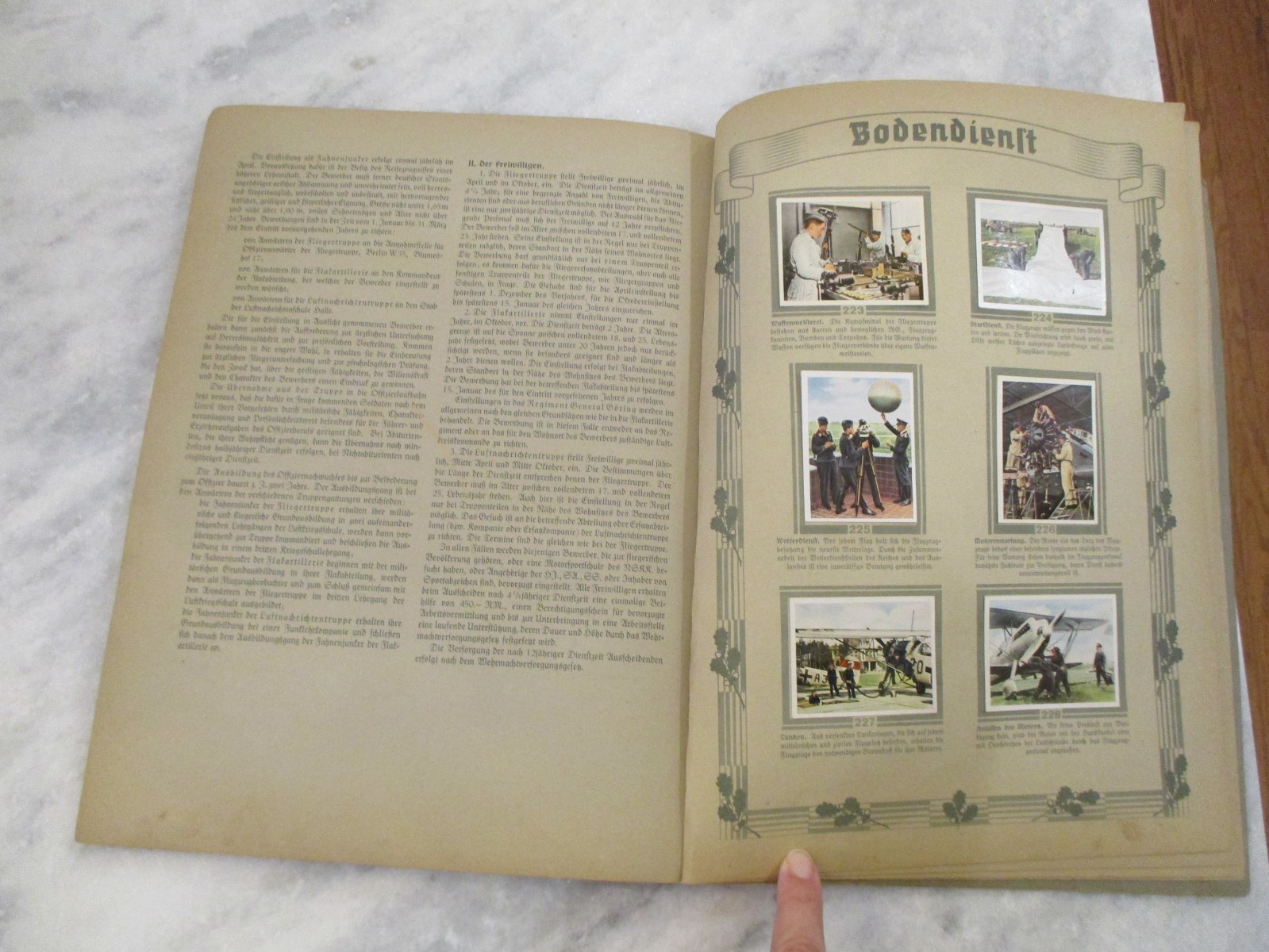 DIE DEUTLCHE WEHRMACHT - CIGARETTE CARDS PHOTO ALBUM - 1936 GERMAN - COMPLETE