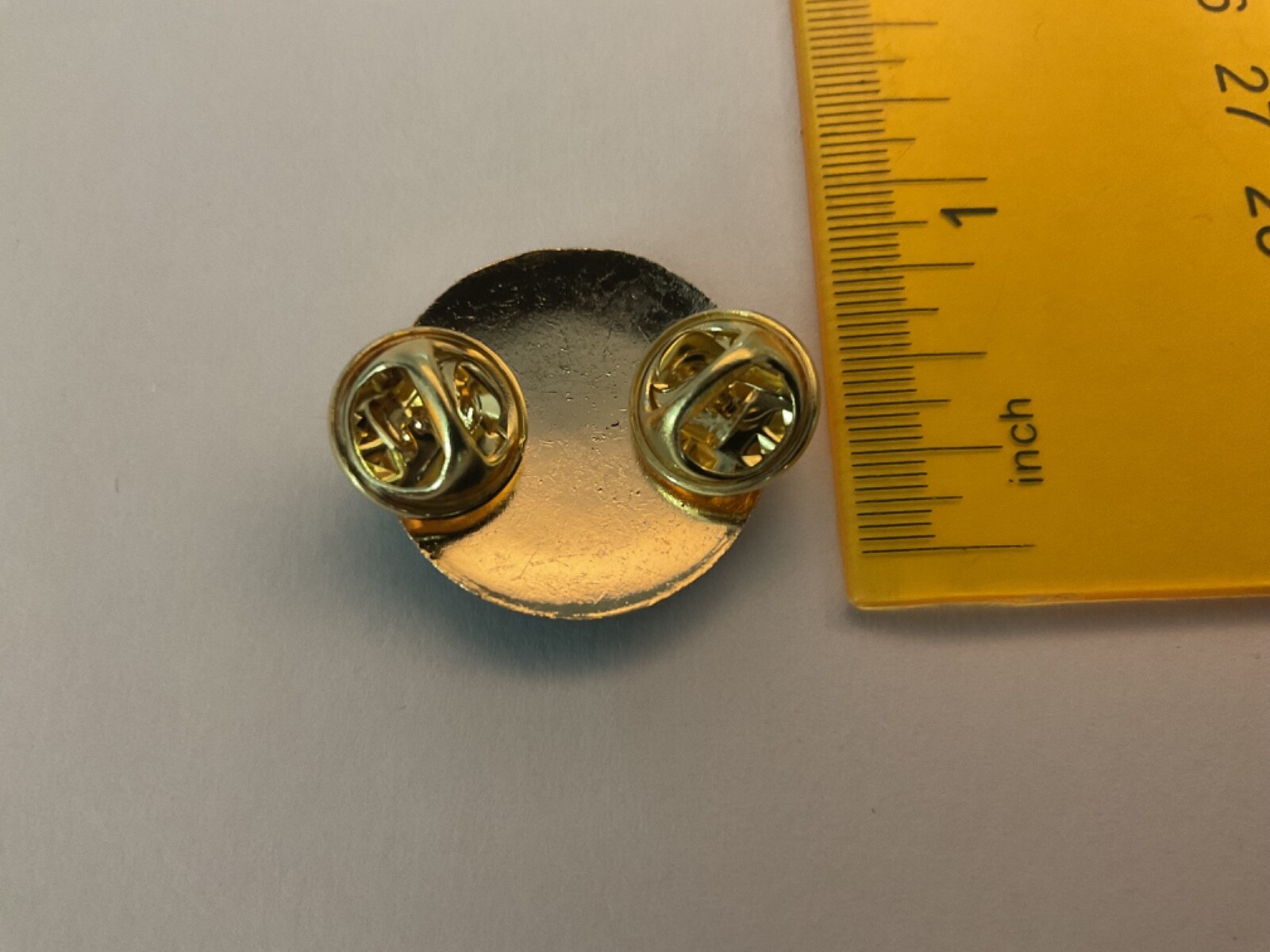 Massachusetts State Collar Seal collectable enamel gold full color pin backing