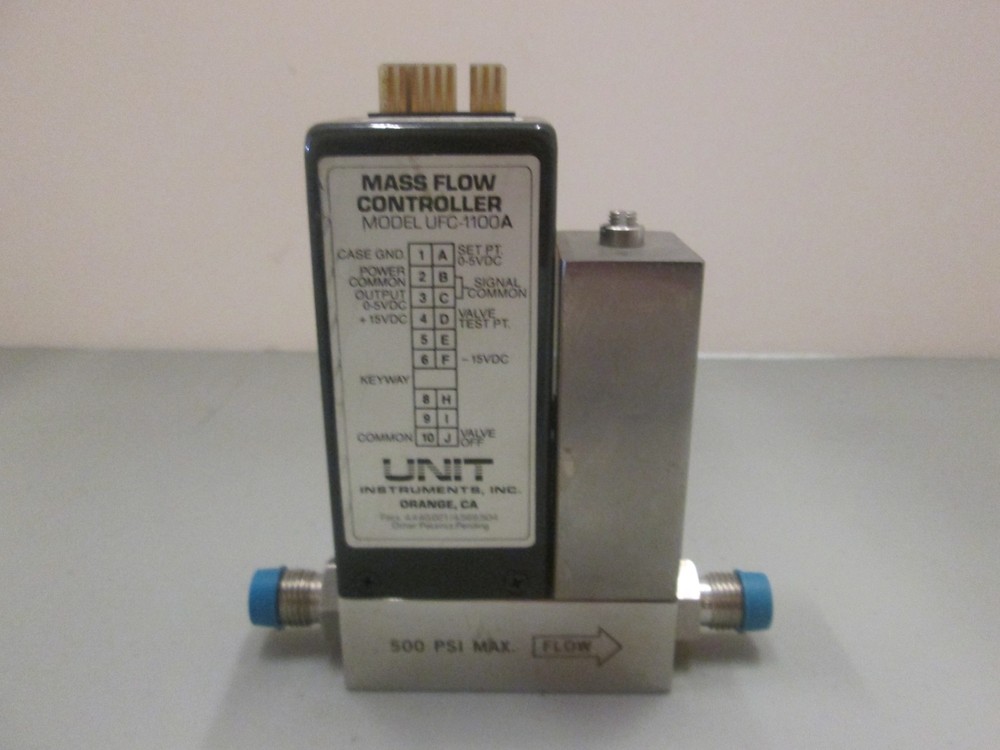 Unit UFC-1100A, Mass Flow Controller MFC, HCL, 500 SCCM, Used