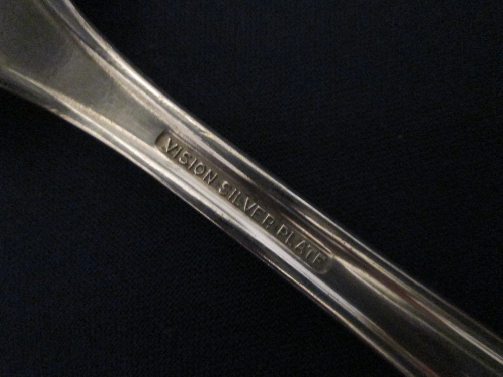 CASSEROLE SPOON! Vintage WALLACE silverplate: VISION pattern: EXCELLENT!