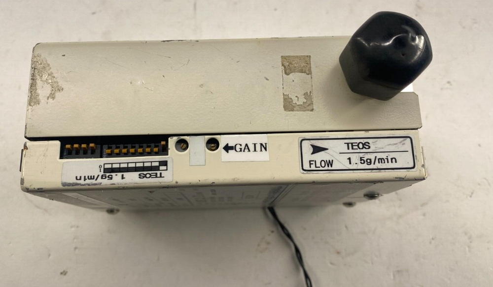LINTEC LM-1100-8 1.5 g/min LIQUID FLOW CONTROLLER
