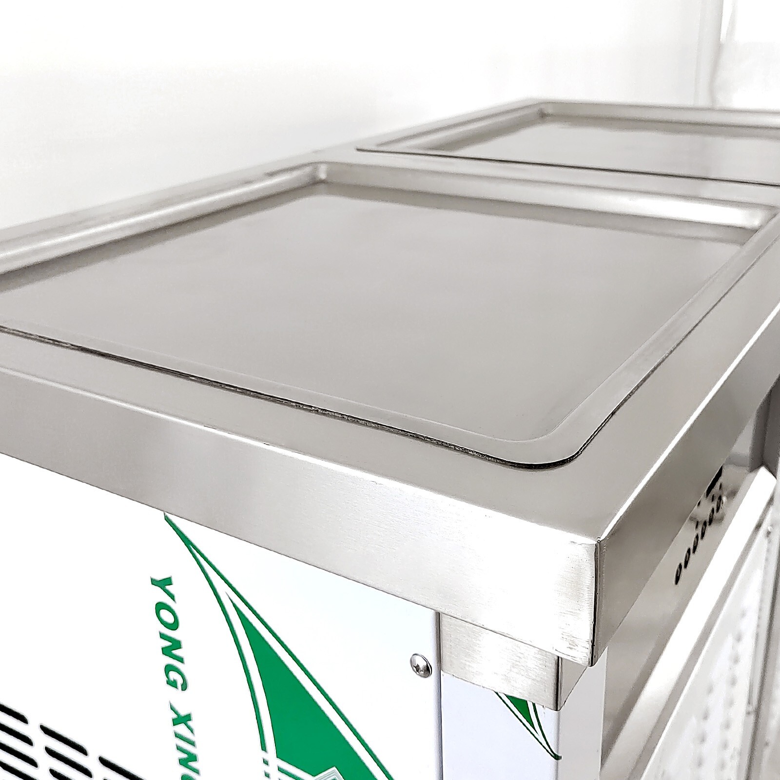 Kolice Commercial Double Square Pans Fried Ice Cream Roll Machine 21"x21''pans