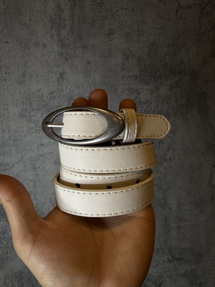 Oakley Belt White Leather 40in Long