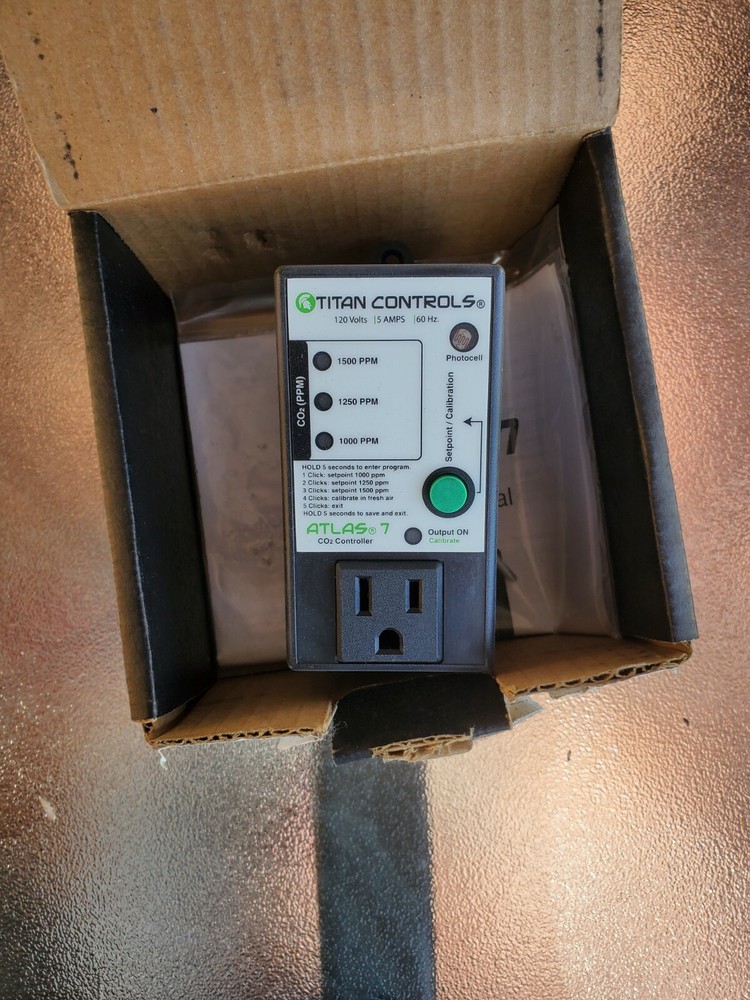 Titan Controls Atlas 7 - CO2 Controller