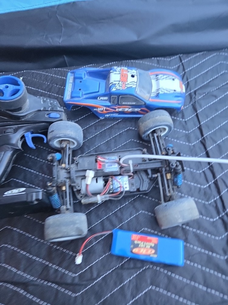 Vintage Team Associated Rc18t