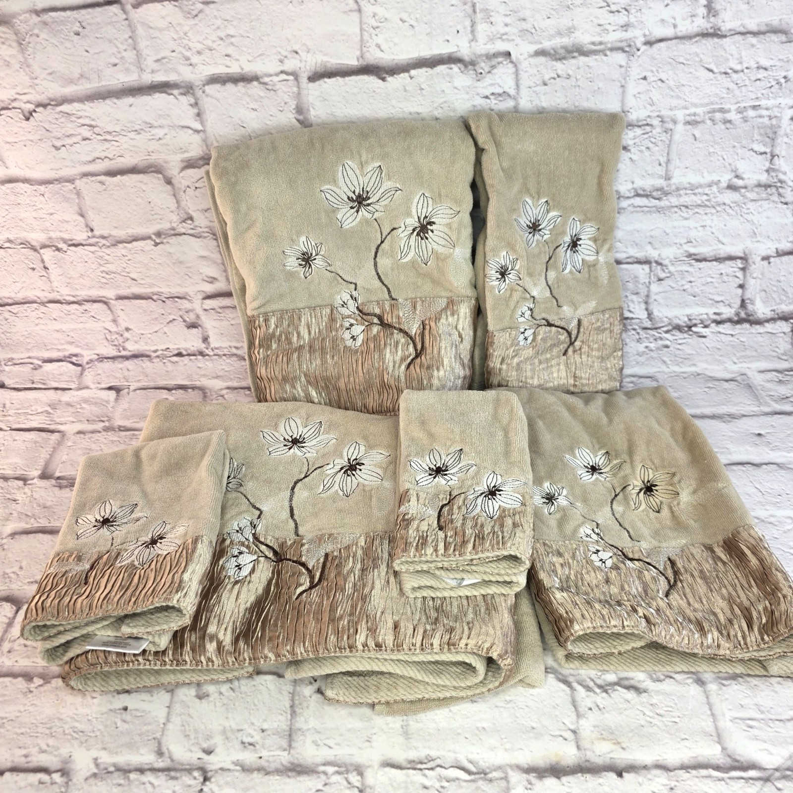 Croscill Magnolia Bath Towel 6-Piece Set Beige Embroidered Floral 100% Cotton