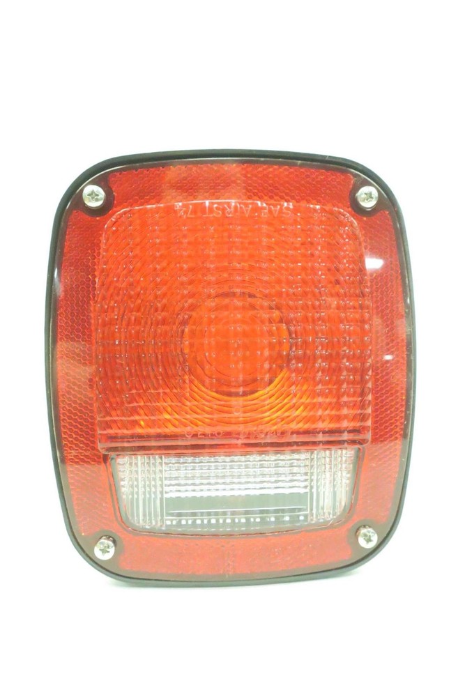 GROTE 53702 Three-Stud METRI-Pack Stop Tail Turn Light D550759