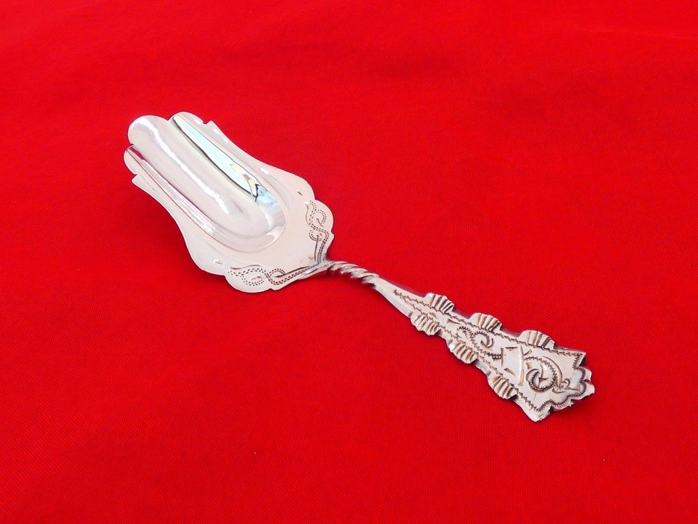 Antique Dutch Silver Caddy Spoon HR-19