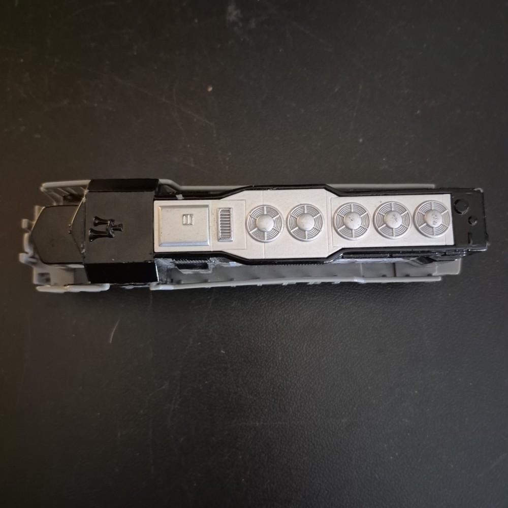 Freight Locomotive Pull Back Power Black & Silver 8263 Express Die Cast