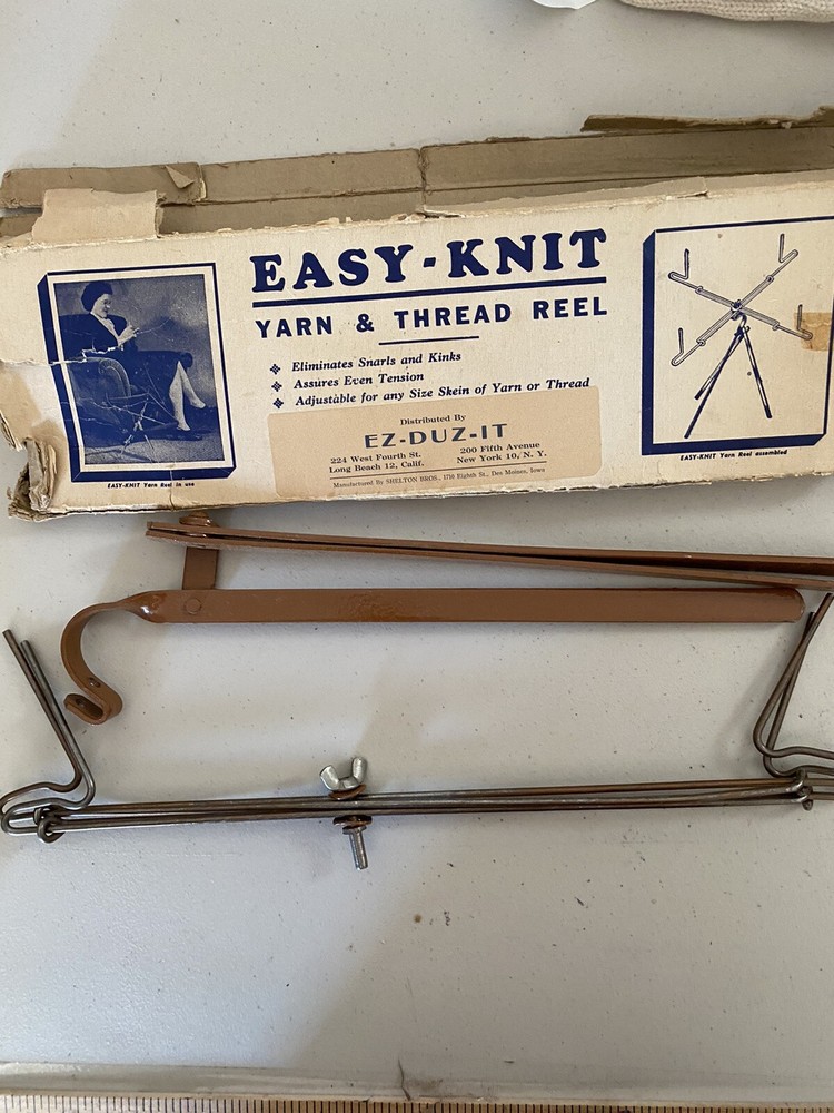 Easy Knit yarn & Thread Reel vintage