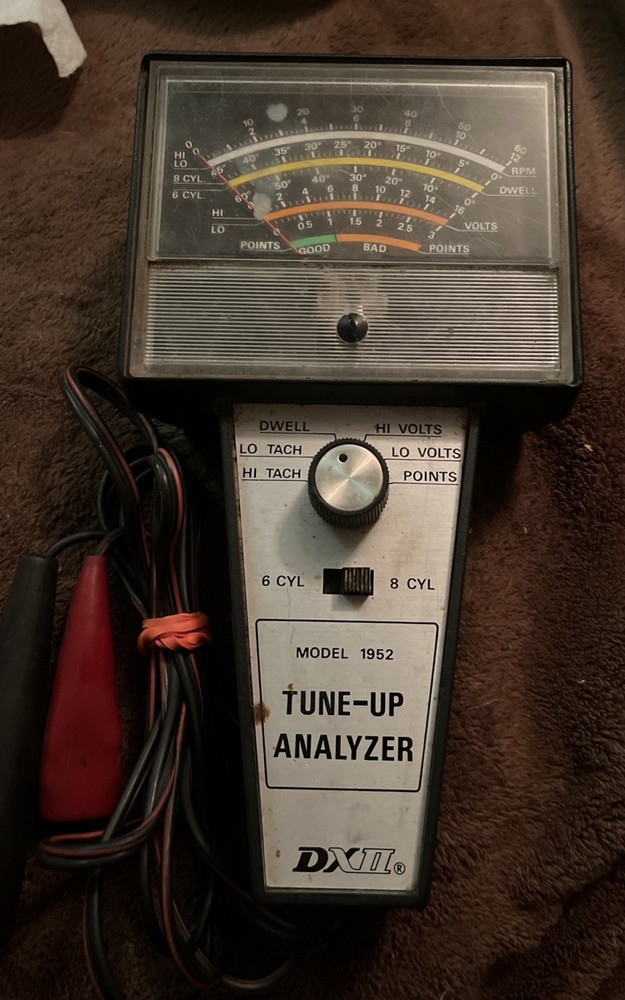 Vintage DXII Tune-Up Analyzer Model 1952