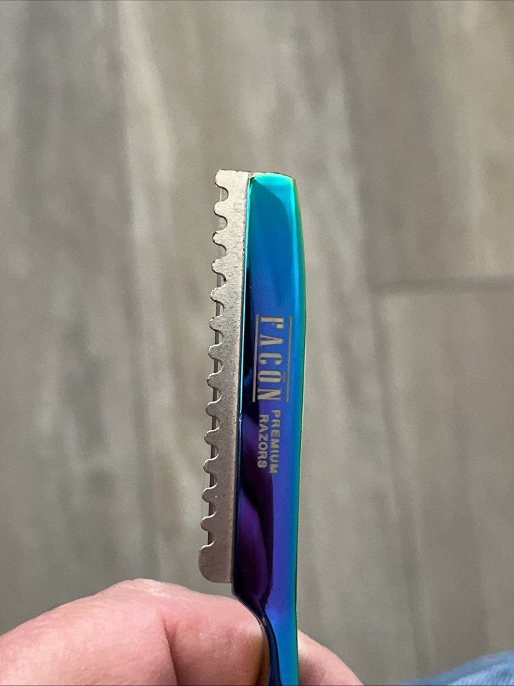 Facon Razor And Scissors