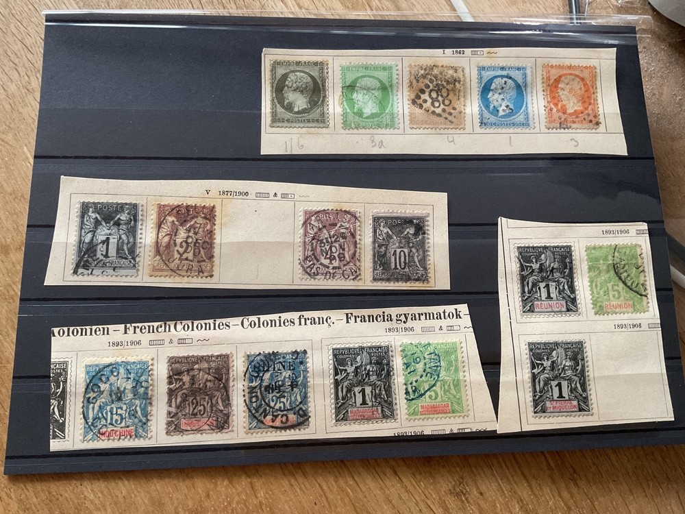 France used stamps  B2437