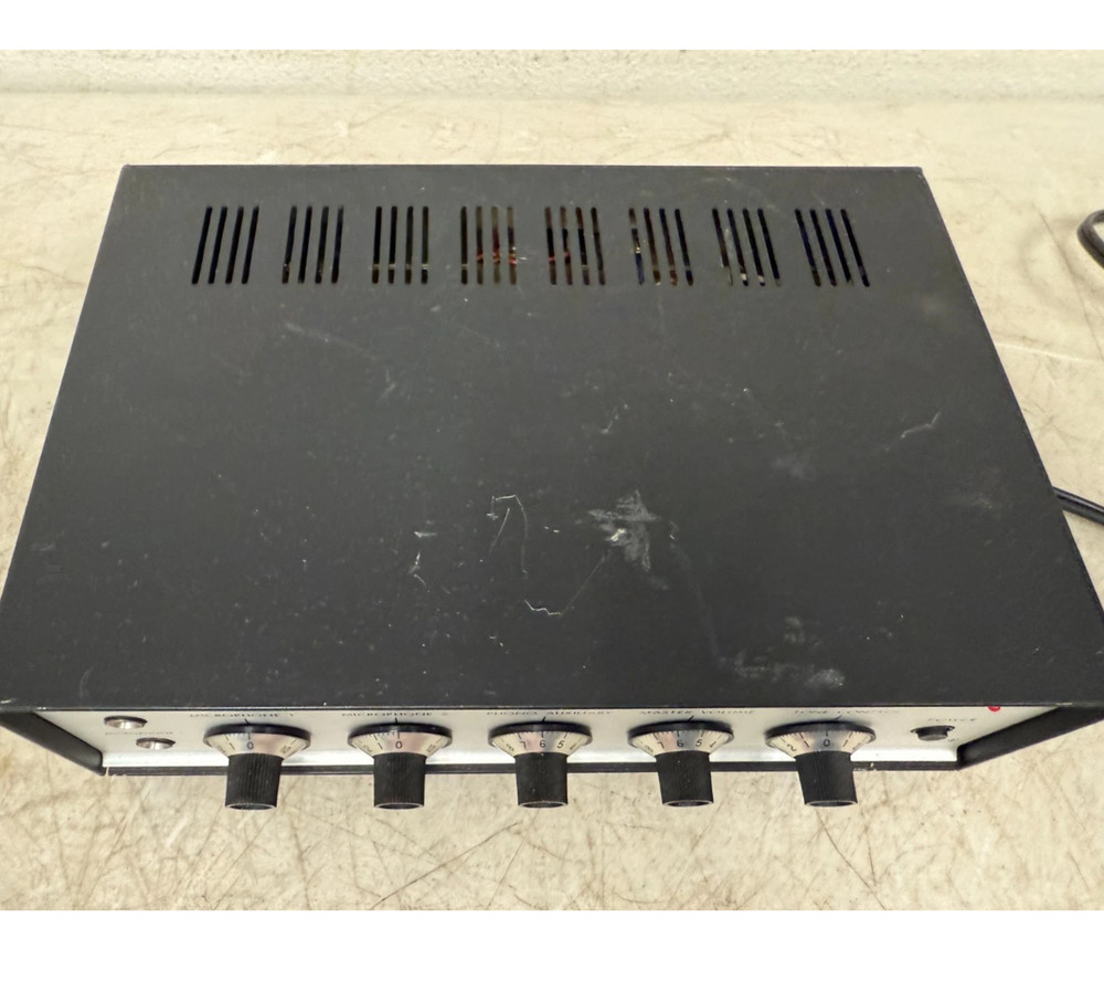 Vintage Realistic MPA-20 Solid State P.A. Amplifier 120V/12V Tested