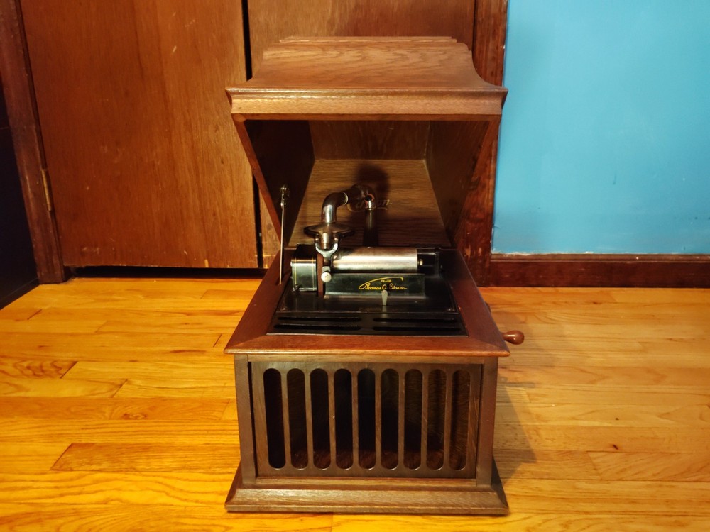 1914 Edison Amberola X Cylinder phonograph