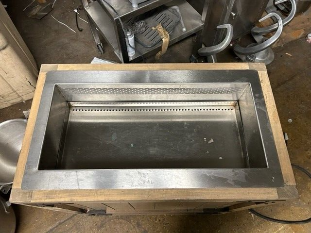 Southern Casearts (SAR-MC-2.8') Rolling refrigerated display