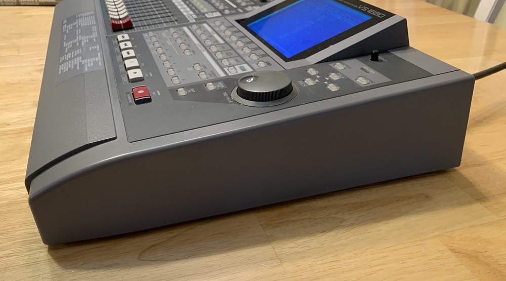 Roland VS-1680 V-Xpanded 24-Bit Digital Recording Studio Workstation W/2 VSF-2