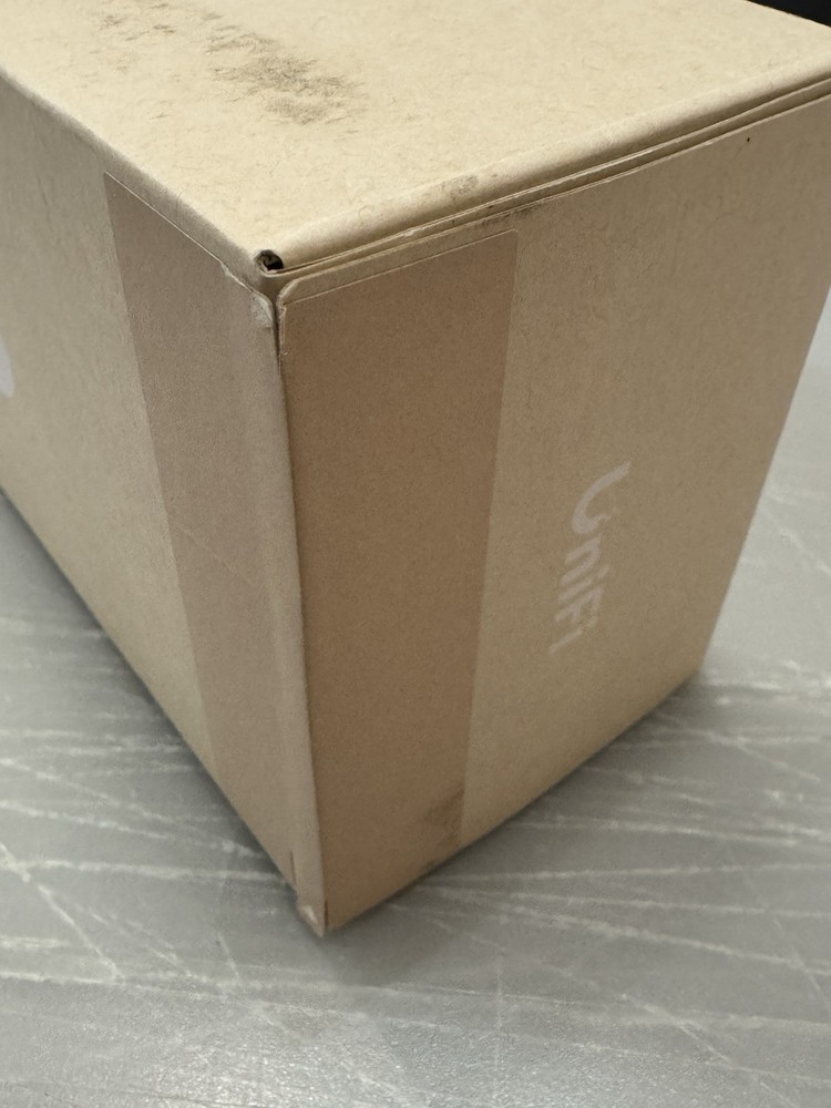 Ubiquiti UA-Button Push-To-Exit Access Button for Unifi Access Hubs