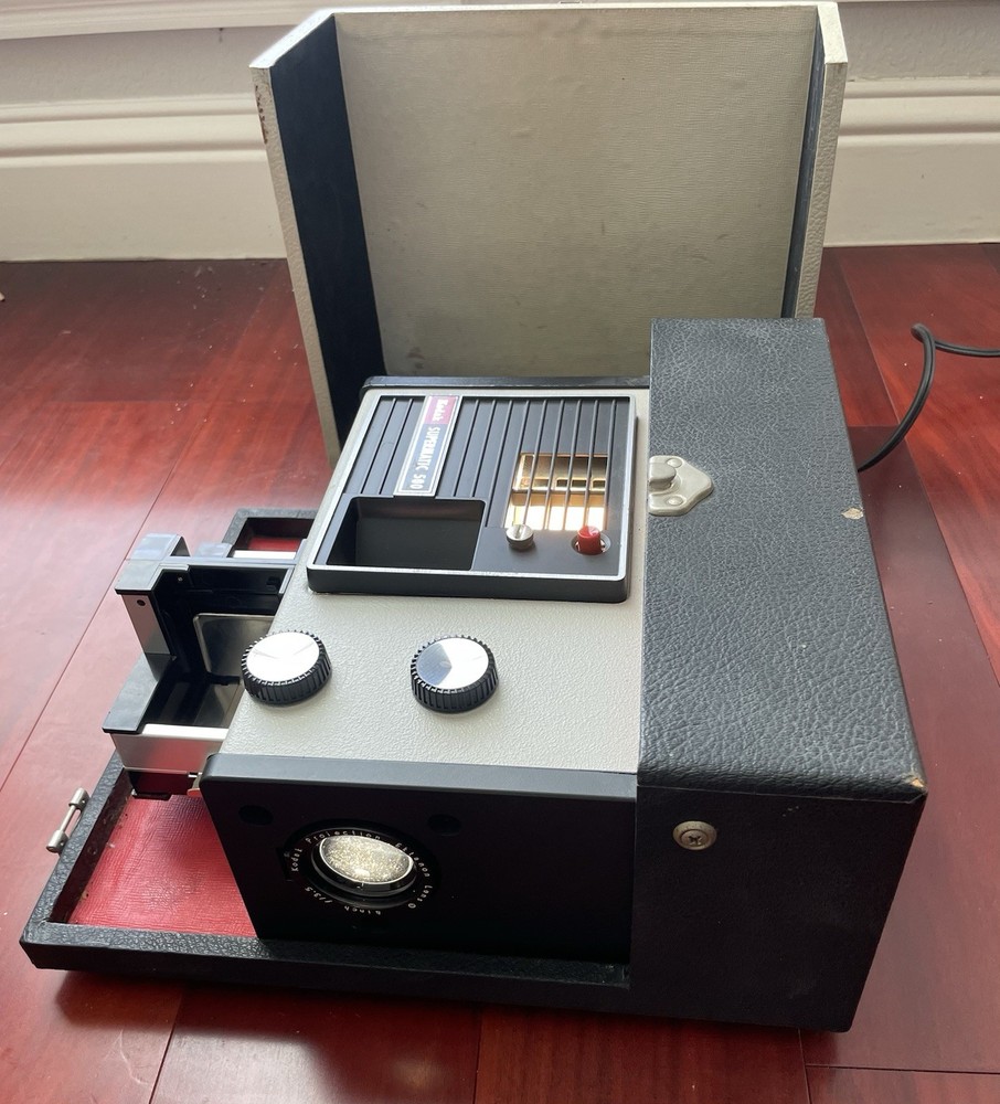 Kodak Supermatic 500 Model Slide Projector, Vintage, Working.