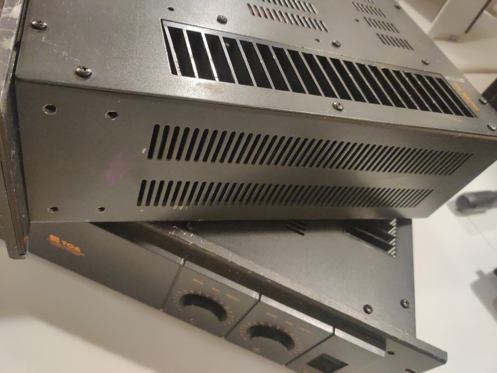 TOA P150D Power Amplifier Tested Working