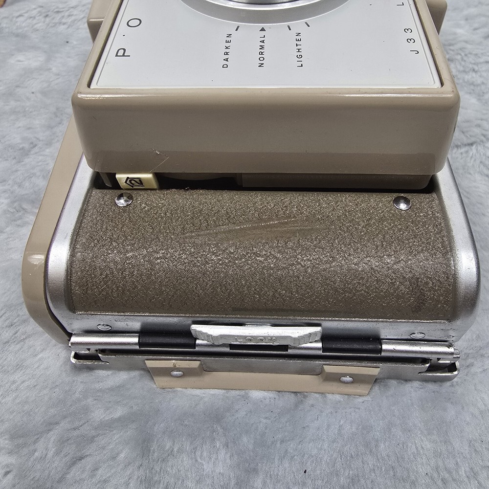 Polaroid Land Camera Model J33, Original Case