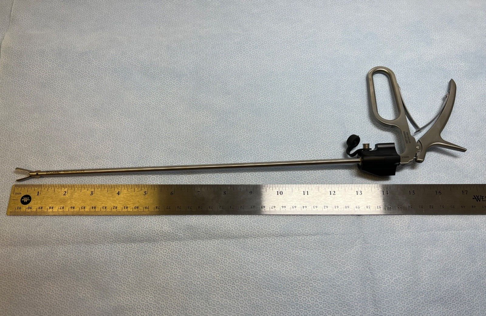 ConMed 543800 Laparoscopic 5mm Clip Remover