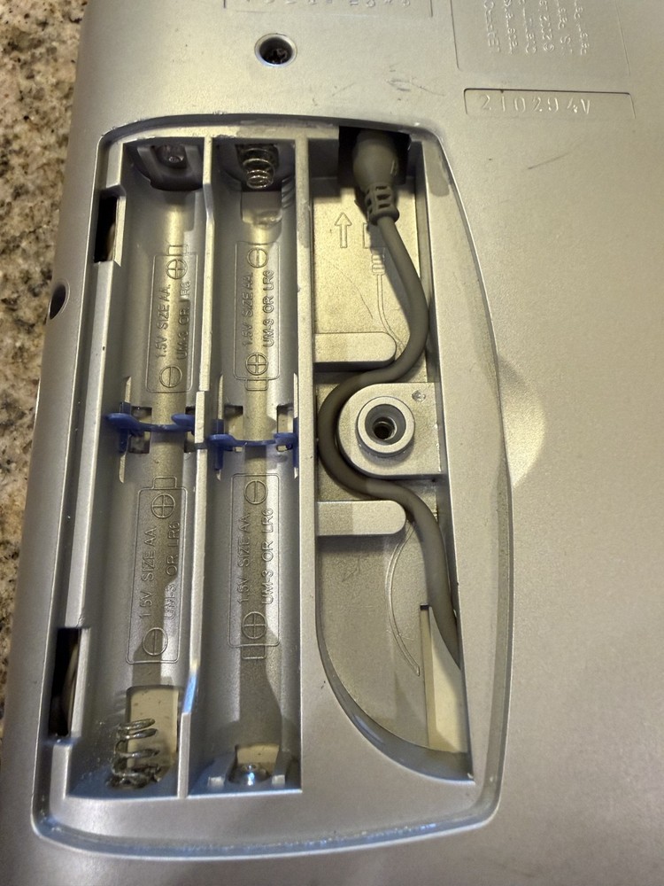 LeapFrog Quantum Pad Interactive Learning System w/ Stylus + Harry Potter Book