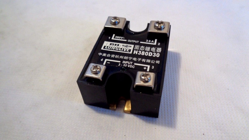 NEW NOT IN BOX LONGLIVE H380D30 SOLID STATE RELAY INPUT 3-32VDC OUTPUT 380V