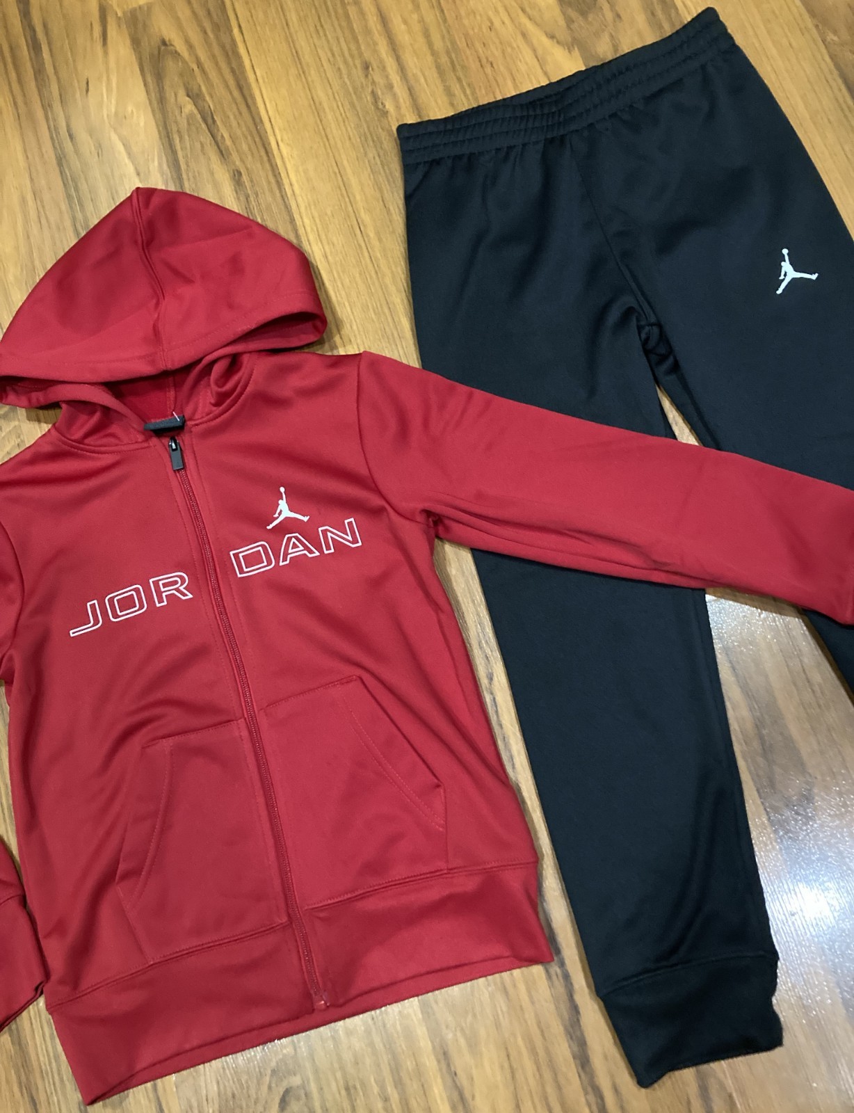 Nike Air Jordan Youth Boys 2-Piece Tracksuit Set Size 10 New
