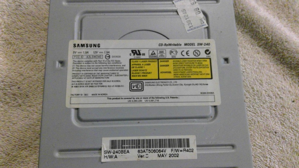 Samsung CD-Rewritable SW-240
