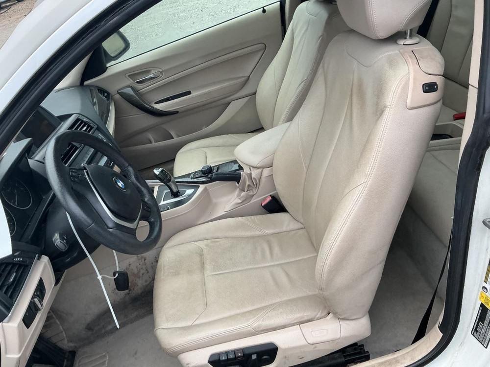 228I 2014 Glove Box 4990747