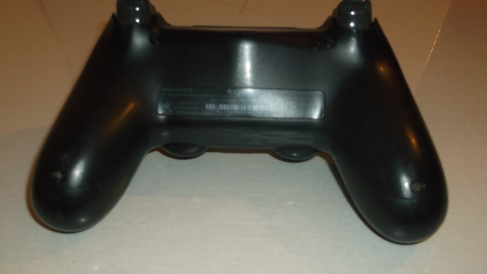 PS4 FAT CONSOLE WITH CONTROLLER