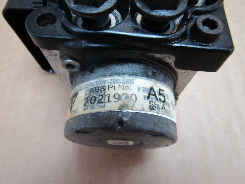 Triumph Speed Twin 1200 2019 ABS pump control unit module (14502)