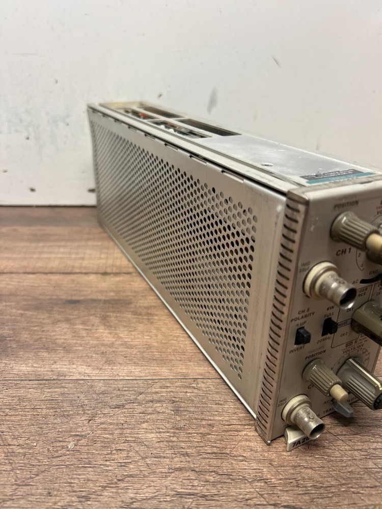 Tektronix 7A26 Dual Trace Amplifier Plug In