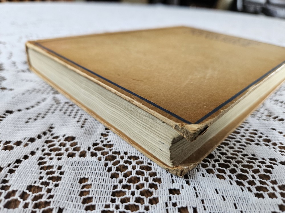 SCOTT STAMP CATALOGUE LOT