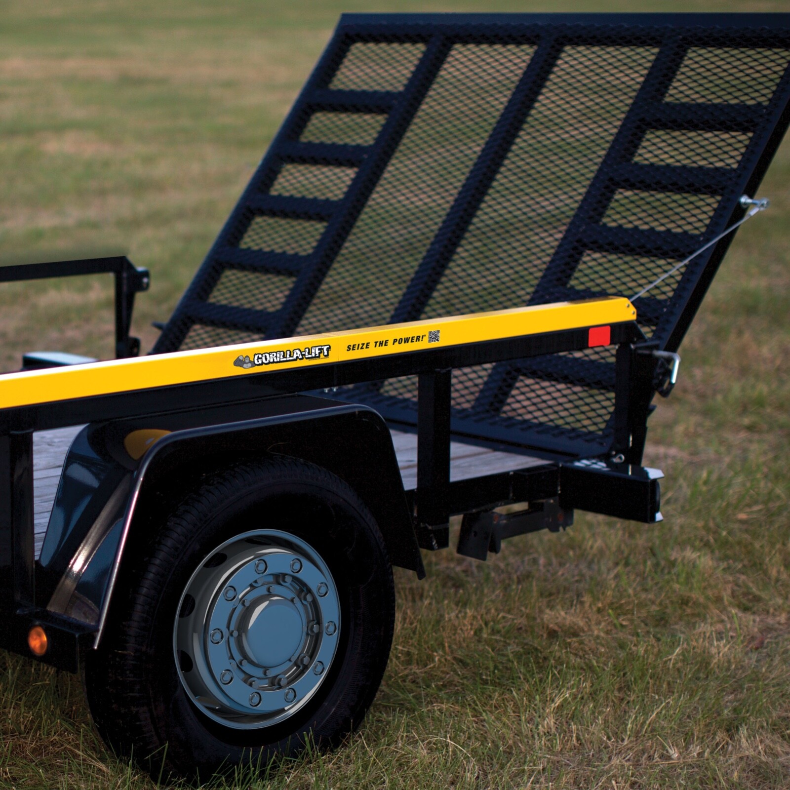 Genuine GORILLA-LIFT® 1-Sided Tailgate Lift Assist