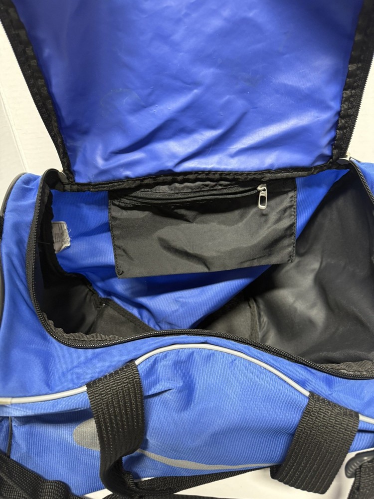 Nike Blue & black Medium Duffel/Gym Bag Handle & adjustable Shoulder Strap