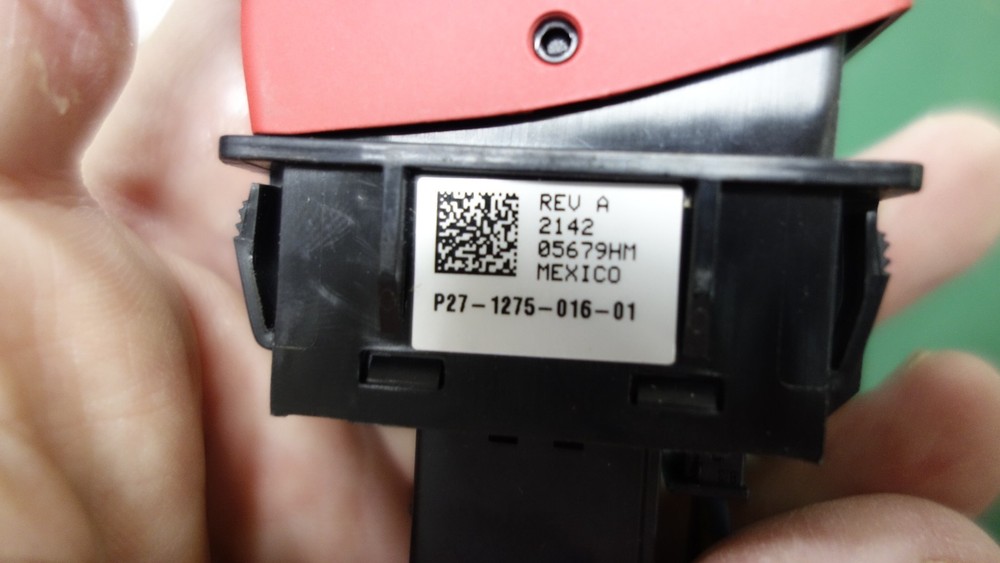 PACCAR Hazard Switch P27-1275-016-01