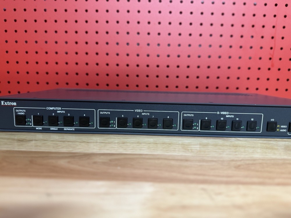 Extron MPX 423 A Media Presentation Matrix Switcher