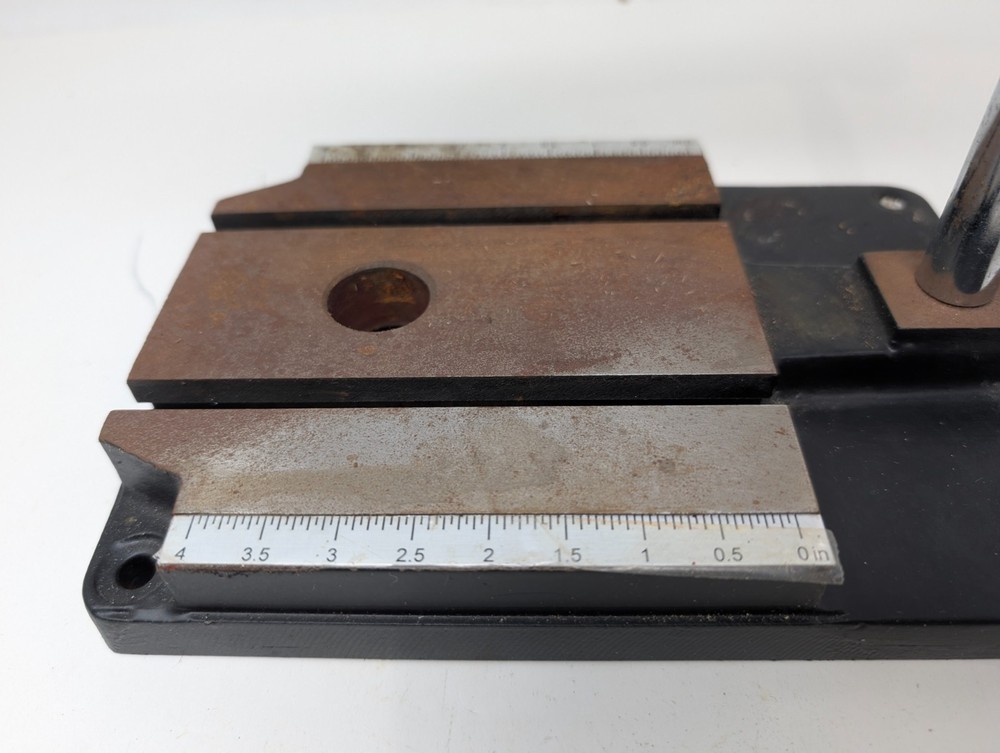 MicroLux #83146 Tapping Fixture Drill Press Attachment Micro-Mark (UV)