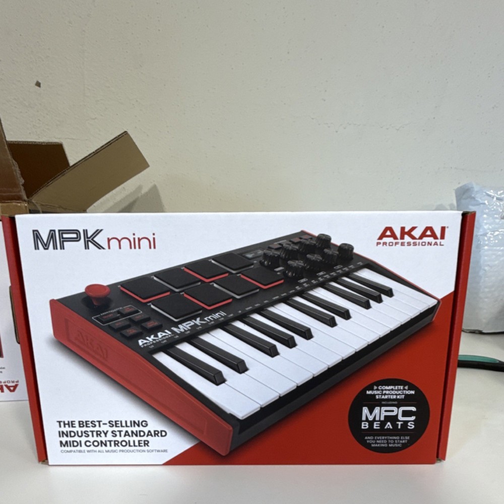 Akai MPK mini Keyboard Controller 25 Synth Keys USB Arpeggiator OLED Display
