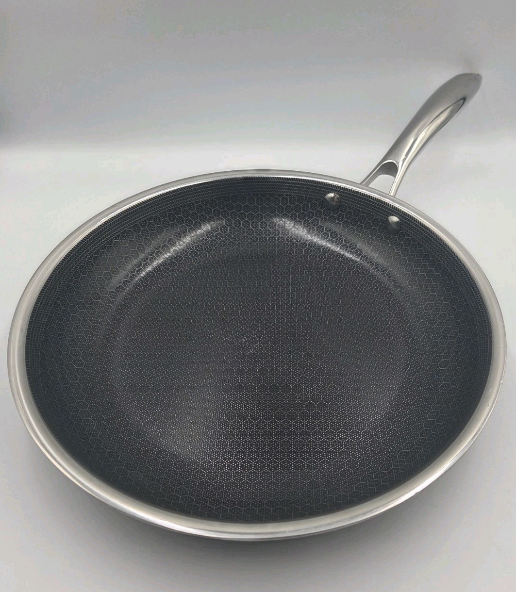 HexClad Hypbrid Nonstick Stainless Steel 10" Frying Pan, No Lid - Good Condition