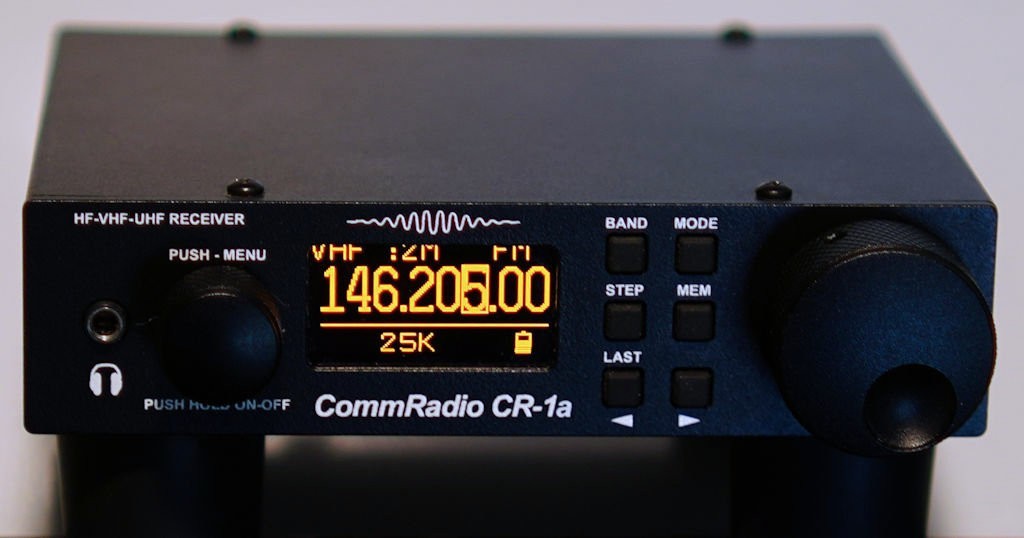 CommRadio CR-1a MW HF VHF UHF Communications Receiver AM FM SSB CW - Mint in Box