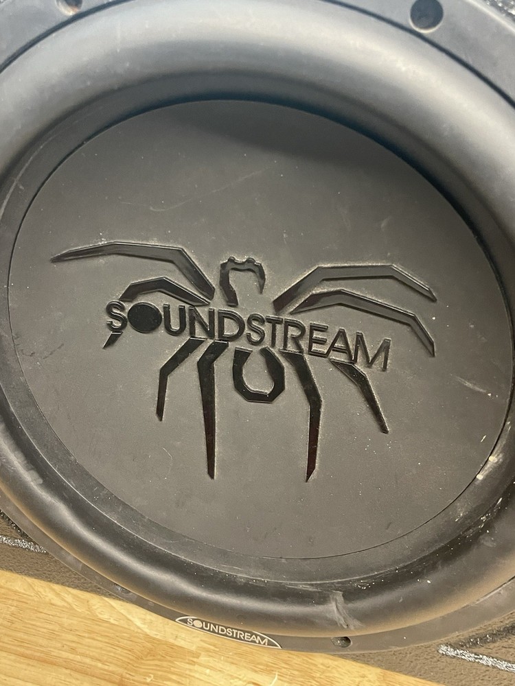 Super Bass Pro Box Model With Soundstream Speaker