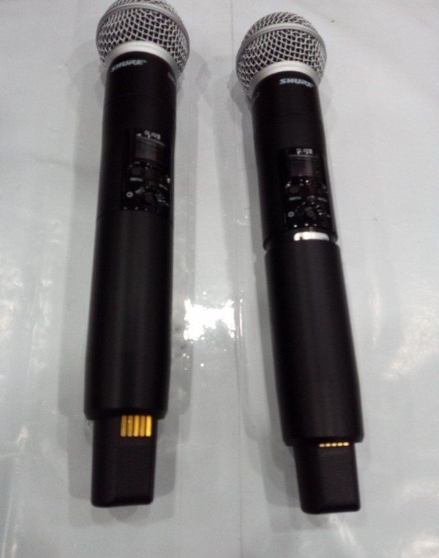 USED SLXD24D/SM58 Dual Handheld Wireless Microphone System