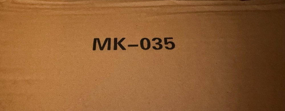 MIKING MK‑035 multi-functional luxury model does not include dumbbells