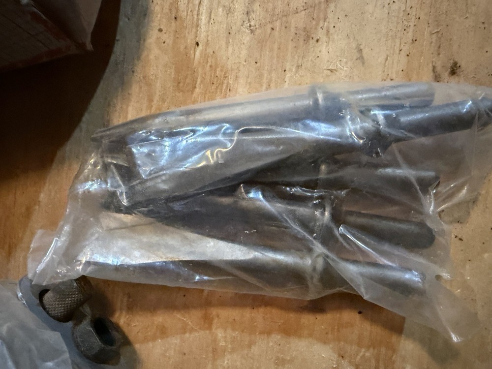 Central Pneumatic Air Hammer gun